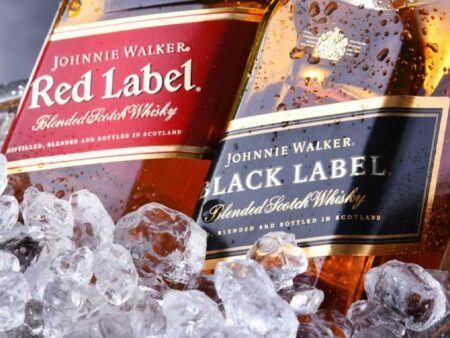 Whisky sales bounce back for drink giant Diageo